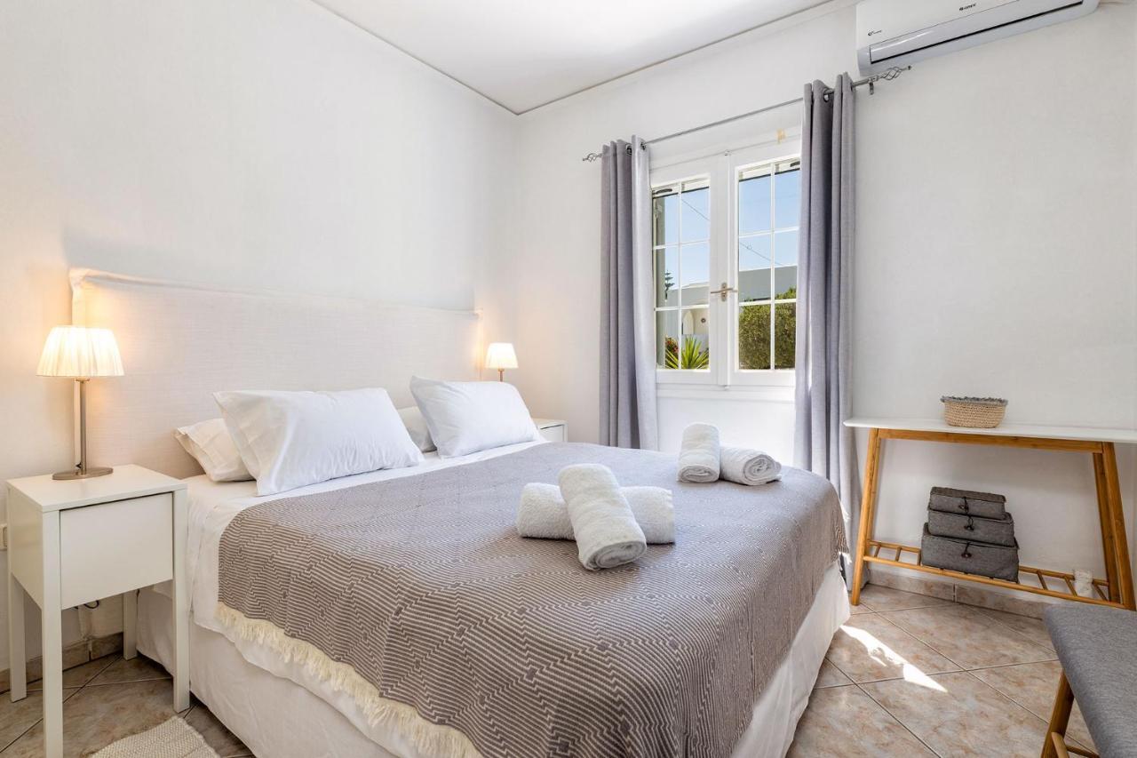 Daphne'S Lux Villa Paraspori  Exteriör bild
