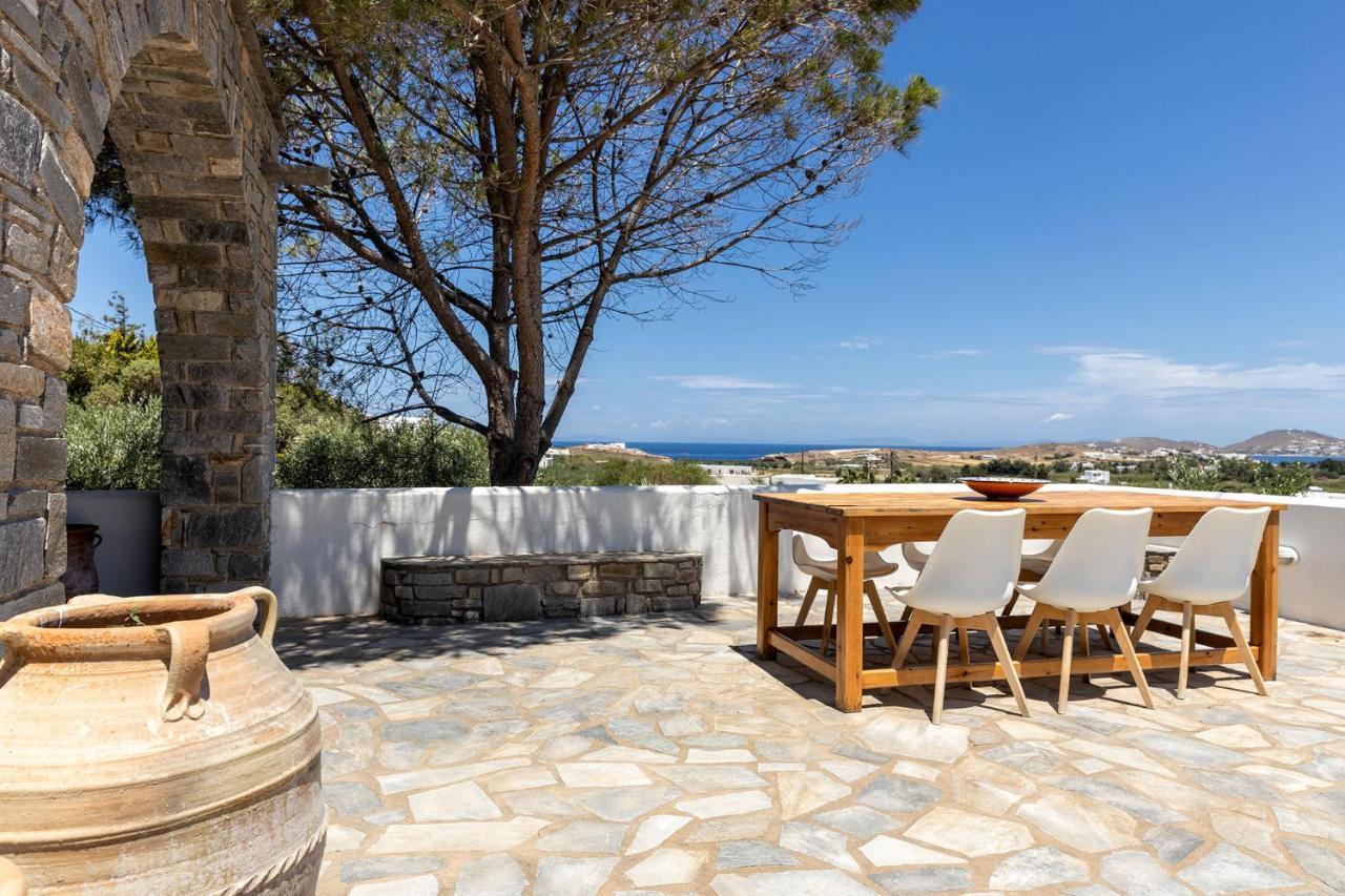 Daphne'S Lux Villa Paraspori  Exteriör bild