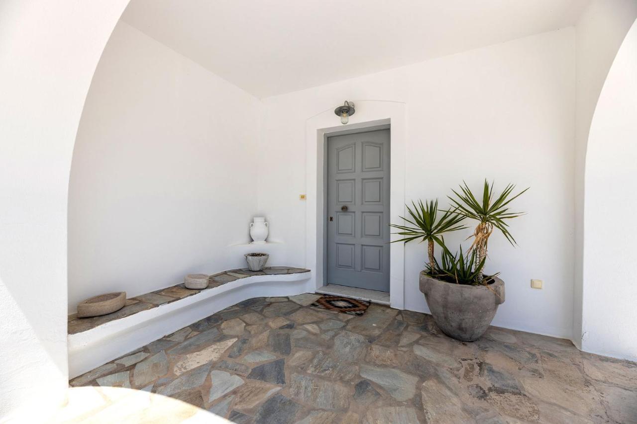 Daphne'S Lux Villa Paraspori  Exteriör bild